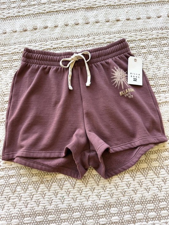 Billabong Pants - 🔥🔥BILLABONG - LIGHT IN VIEW FLEECE SHORT🔥🔥